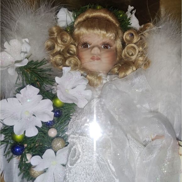 COLLECTOR's CHOICE Fine Bisque Porcelain 14" Winged Fairy Princess Doll. Packagi - Picture 11 of 12